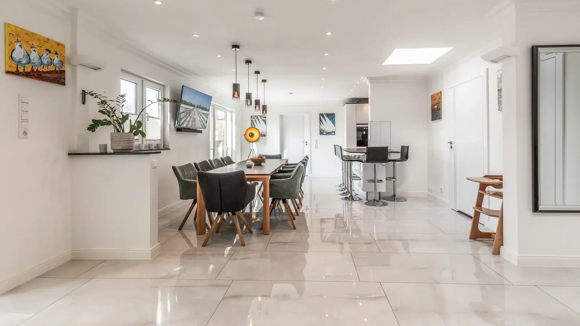 Ferienhaus Saphir Damshagen – Essbereich mit anschließender Küche